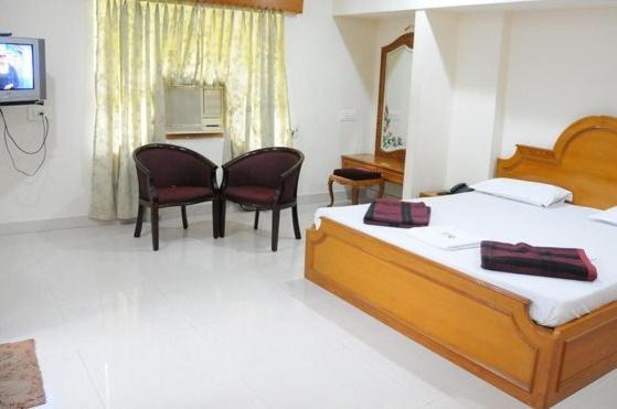 Lloyds Guest House, North Boag Road, T. Nagar Chennai Zewnętrze zdjęcie